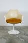 Fauteuil Tulip par Eero Saarinen pour Knoll International