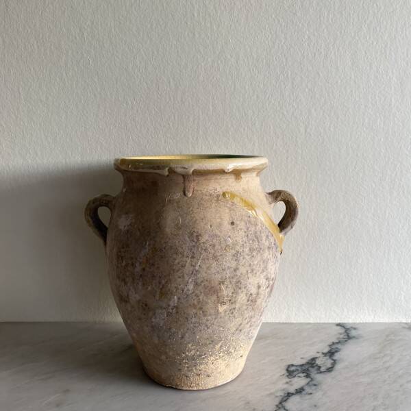 Petite jarre en terre cuite
