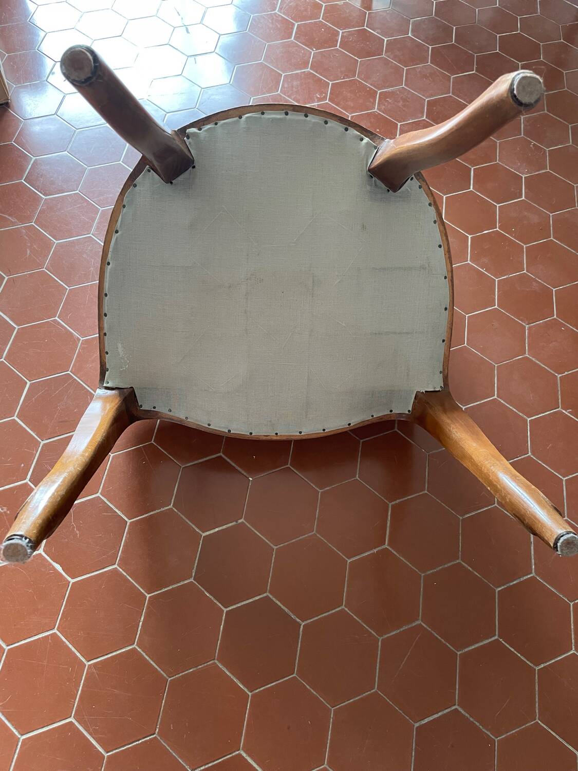 Set of 4 solid wood chairs