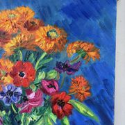 Anemones and marigolds, oil on canvas signed Gisèle Renaut.