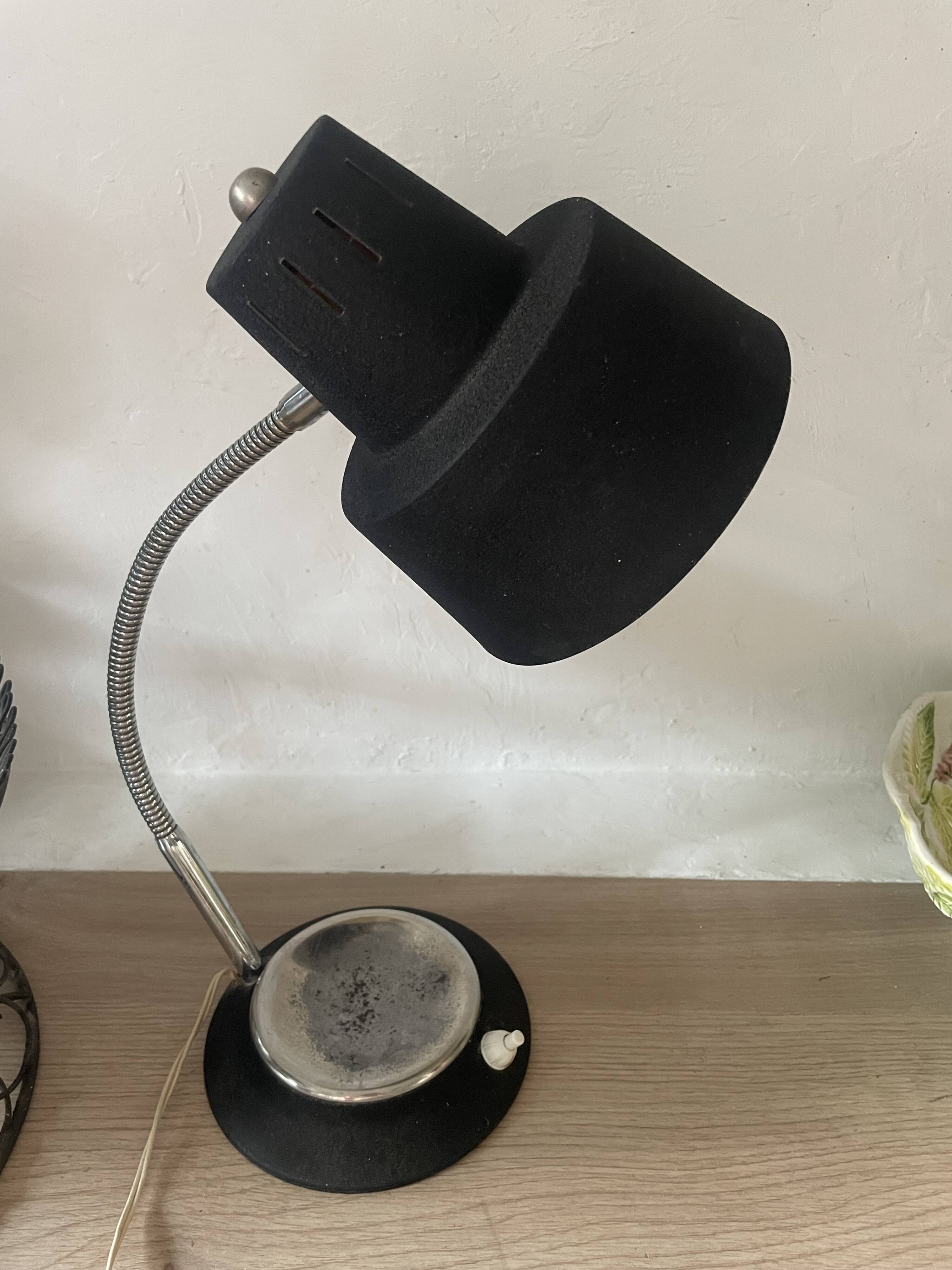 Flexible desk lamp circa 1950