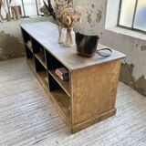 Double-sided counter with XL oak compartments