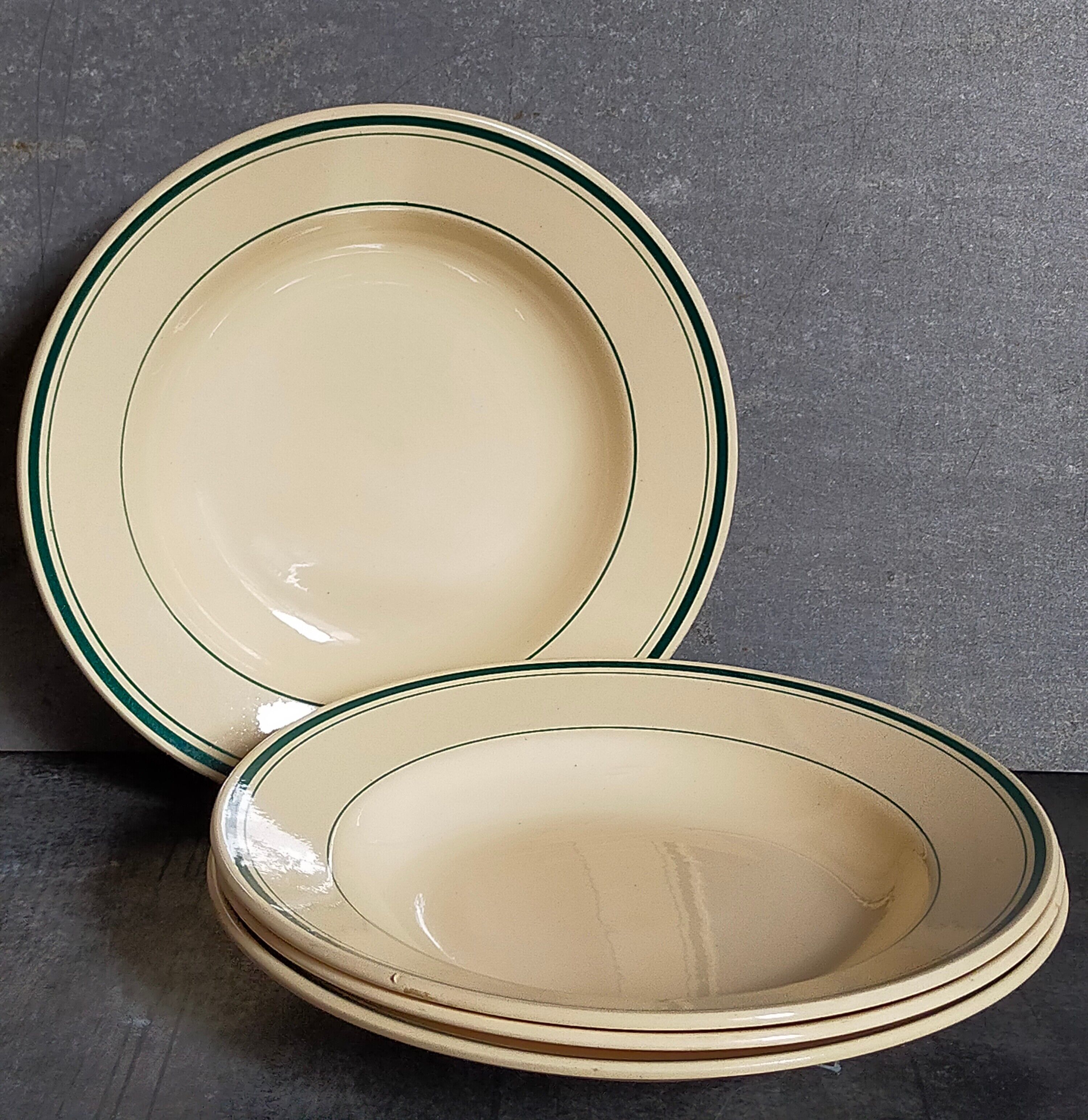 Four plates l'Amandinoise de Saint-Amand ancient