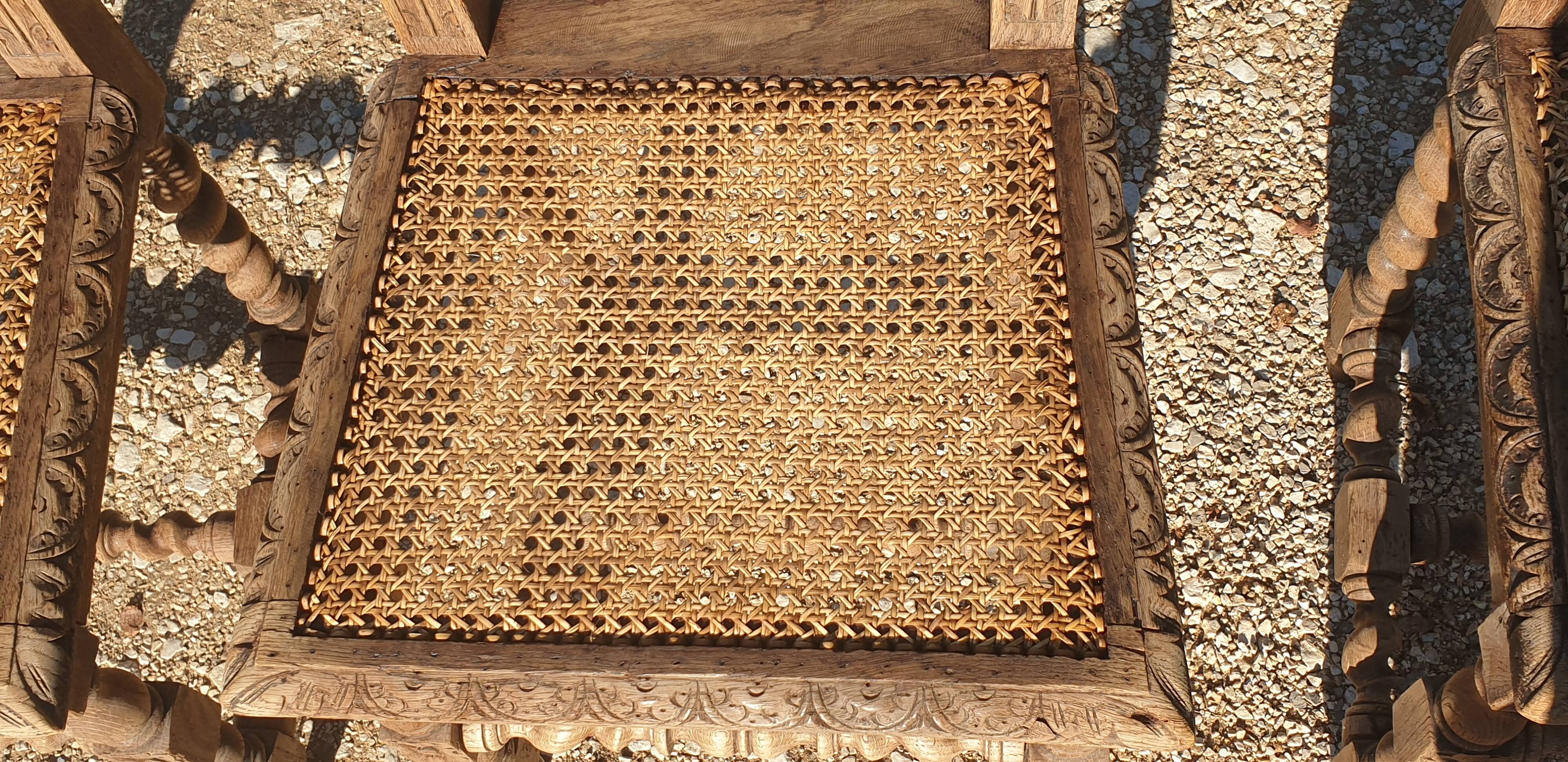 Set of 4 natural wood chairs, Henri II style