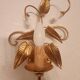 Shabby Wandlampe vergoldet Blattgold Kristallelemente Hollywood Regency 70s