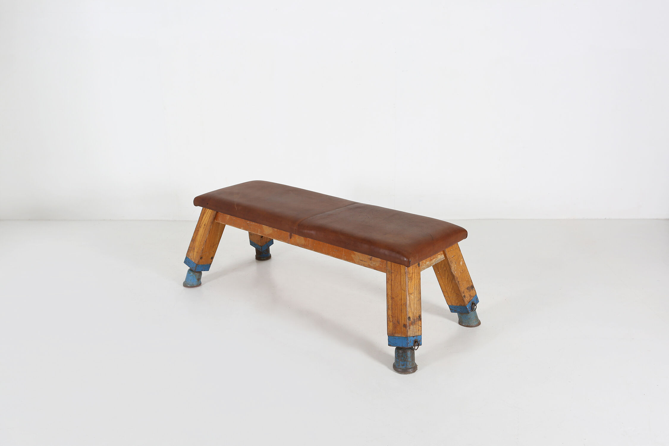 Industrial leather bench