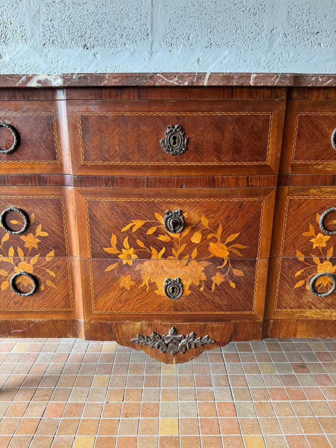 Commode transition