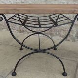 Wrought iron coffee table and its solid oak top