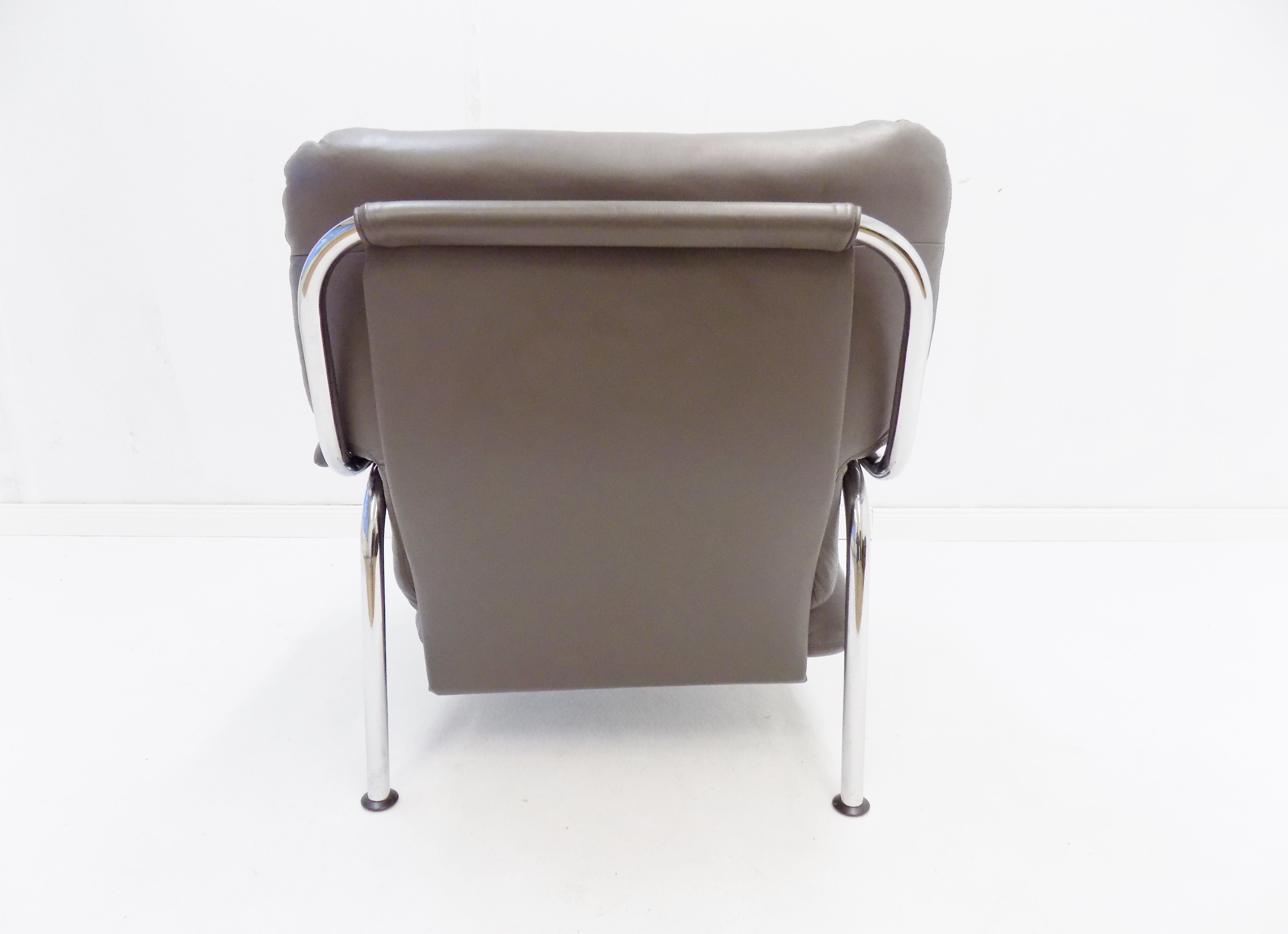 Fauteuil en cuir Kangourou De Sede par Hans Eichenberger