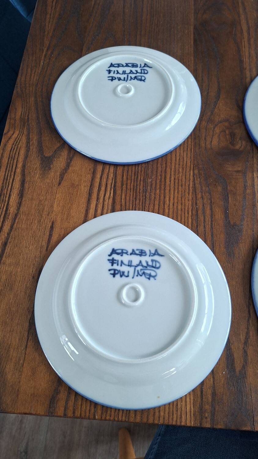 Set of six dessert plates Arabia Finland Peter Winquist