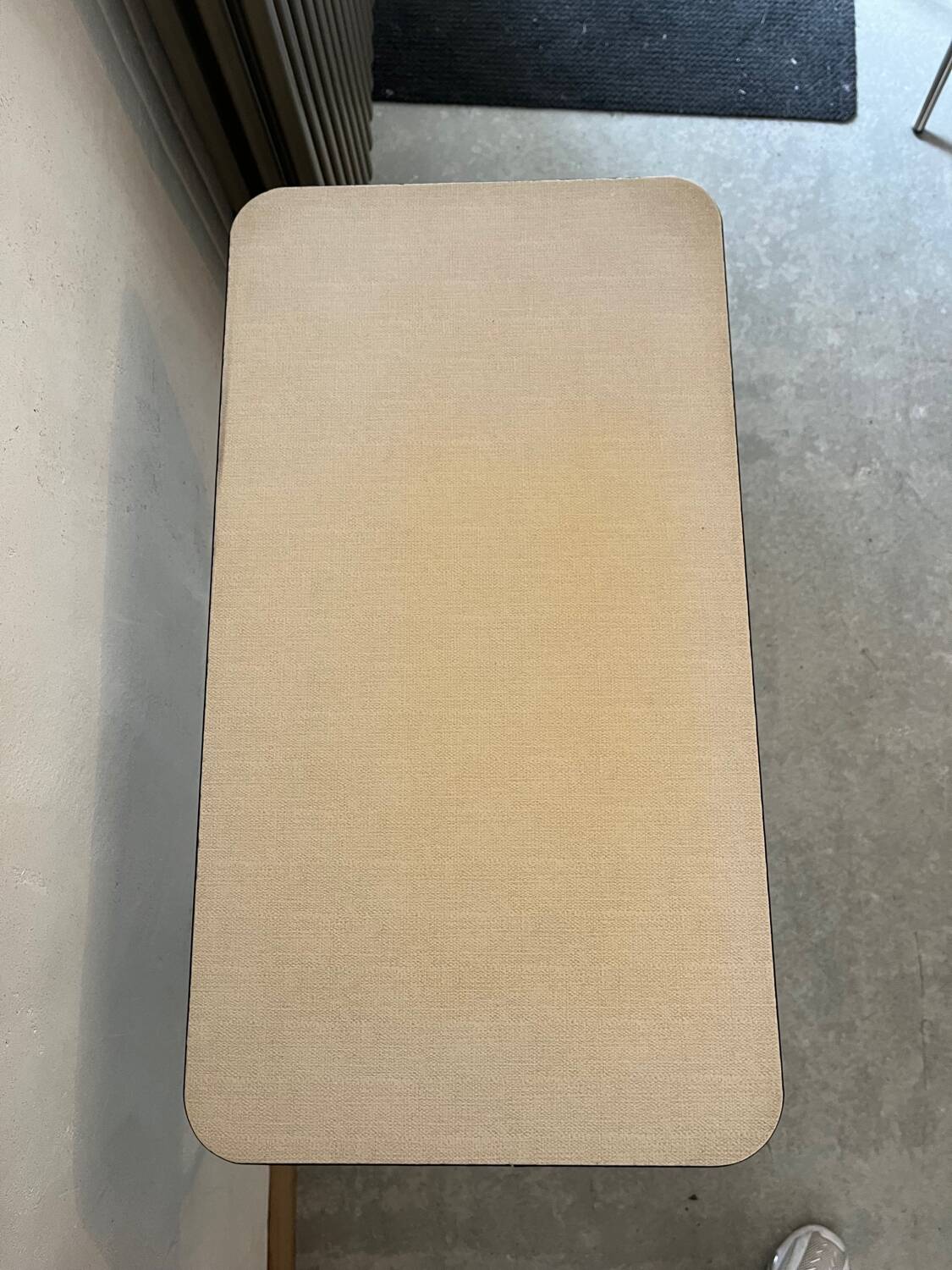 Metal serving trolley