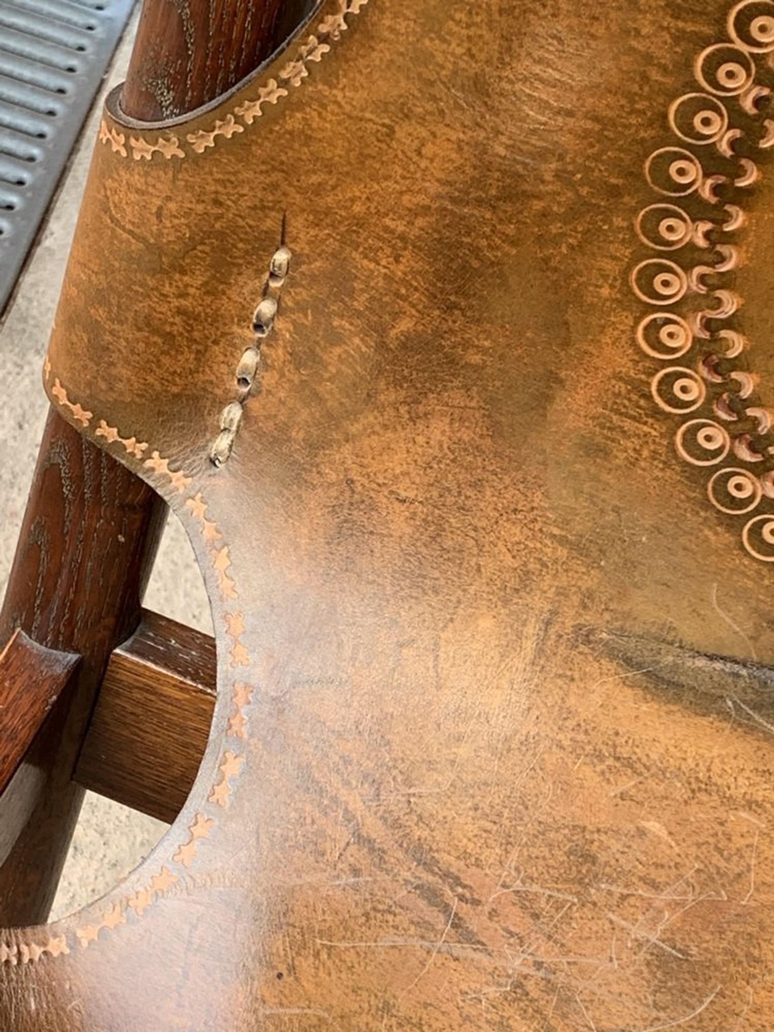 Chaise en cuir Craftsman, années 1970