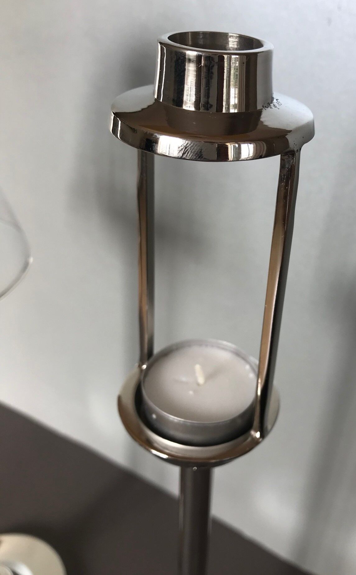 Paire de bougeoirs chromés et verre Marinette