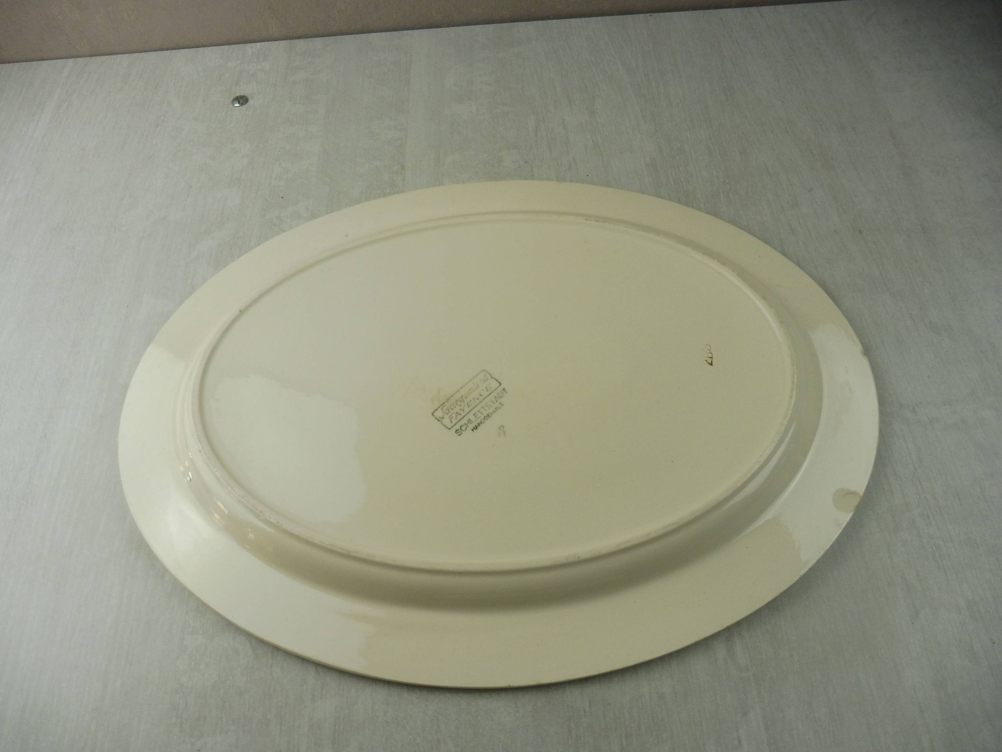 Plat ovale décor Selestat, Schlettstadt, de Sarreguemines