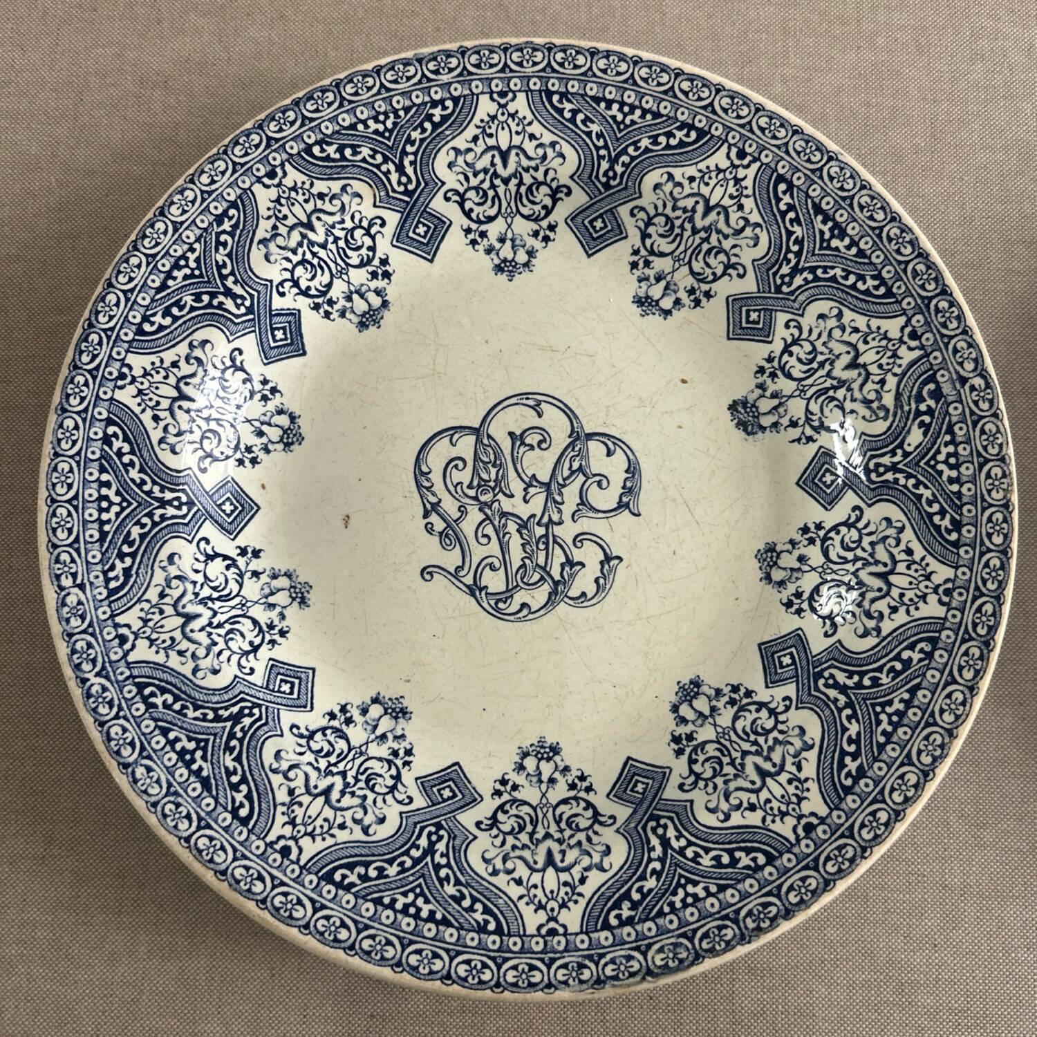 Gien Iron Earth Plate