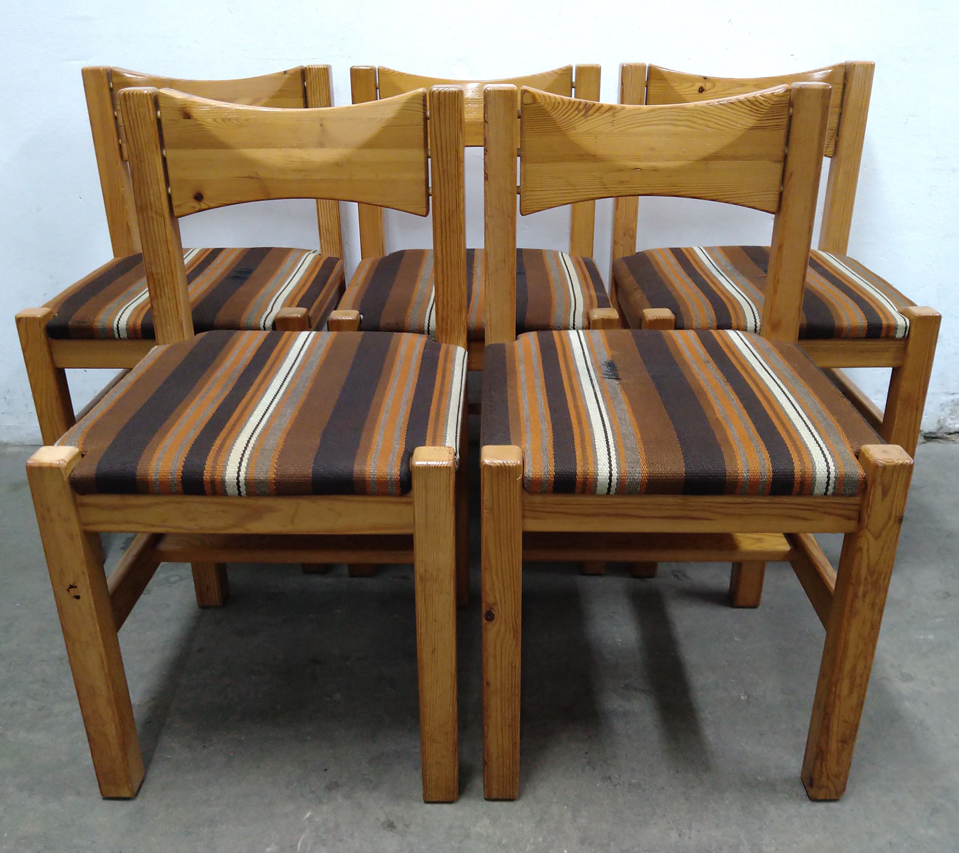 5 chaises hongisto conçues par ilmari tapiovaara en 1963