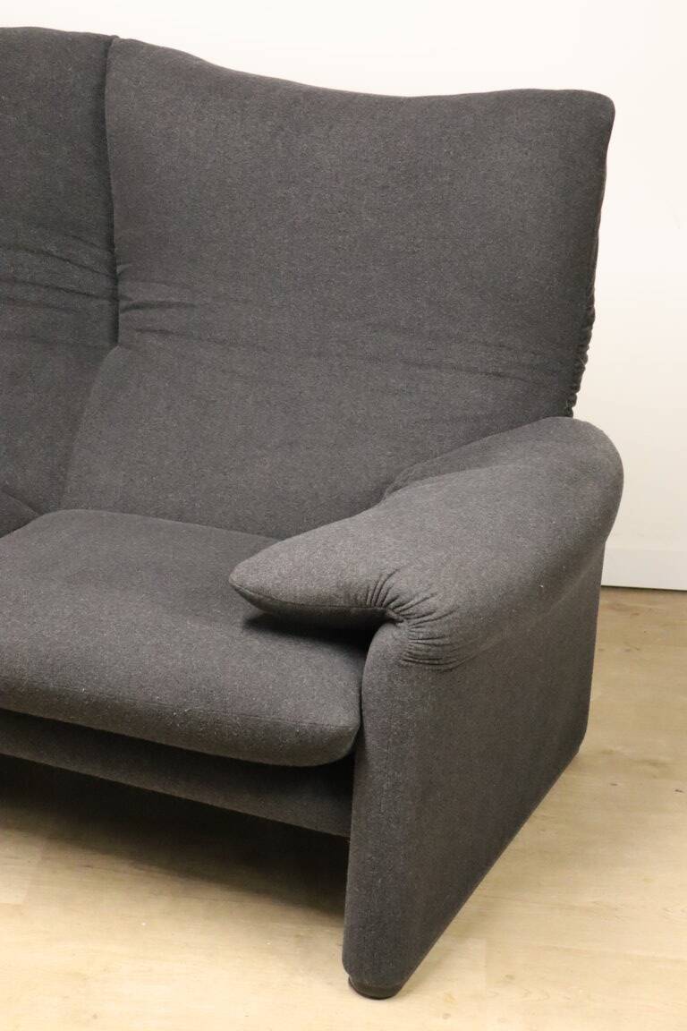 “Maralunga” sofa by Vico Magistretti for Cassina in tweed