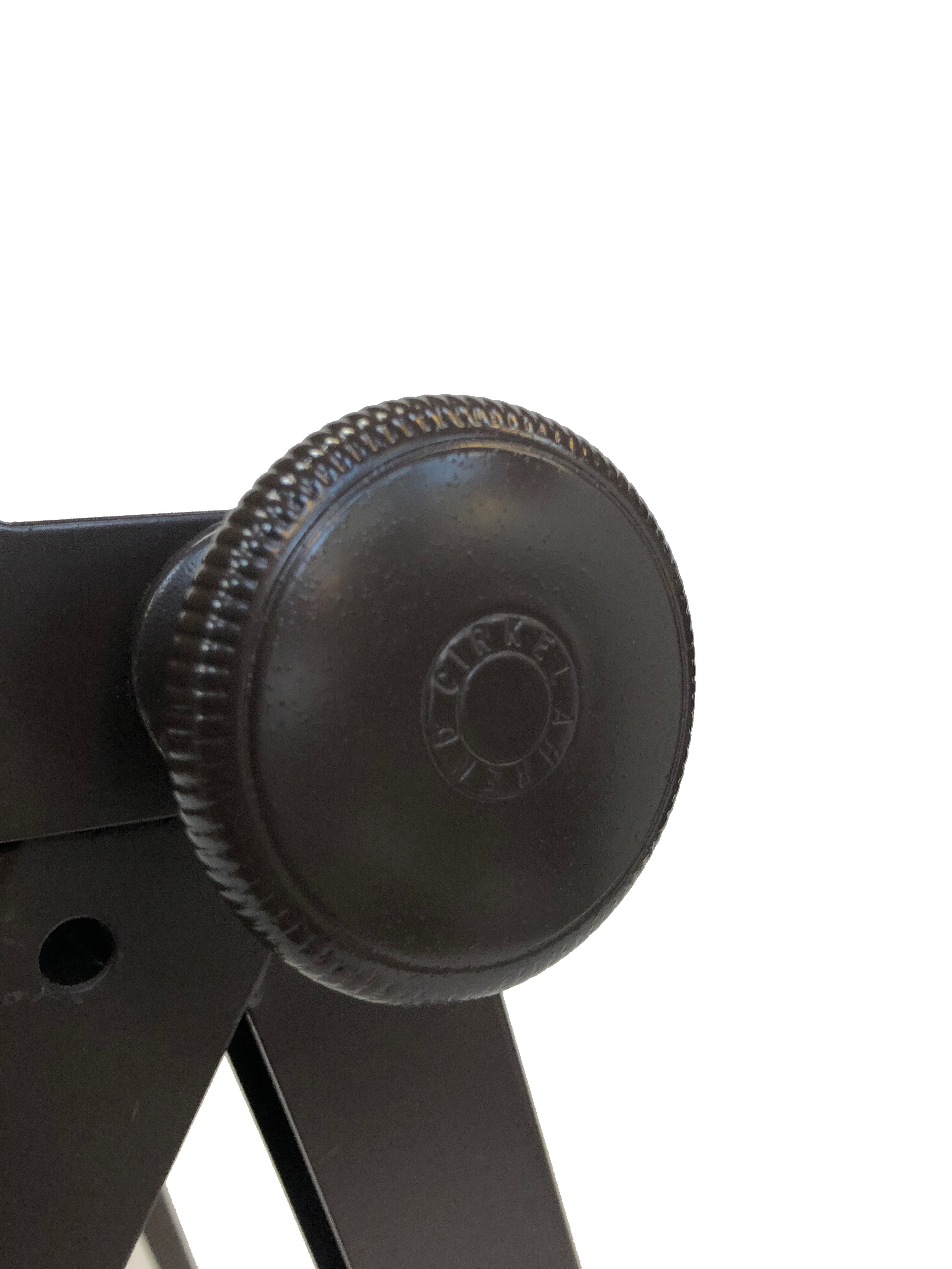 The original ahrend reply drawing board, designed by Wim Rietveld and Friso Kramer for Cirkel's Ahrend