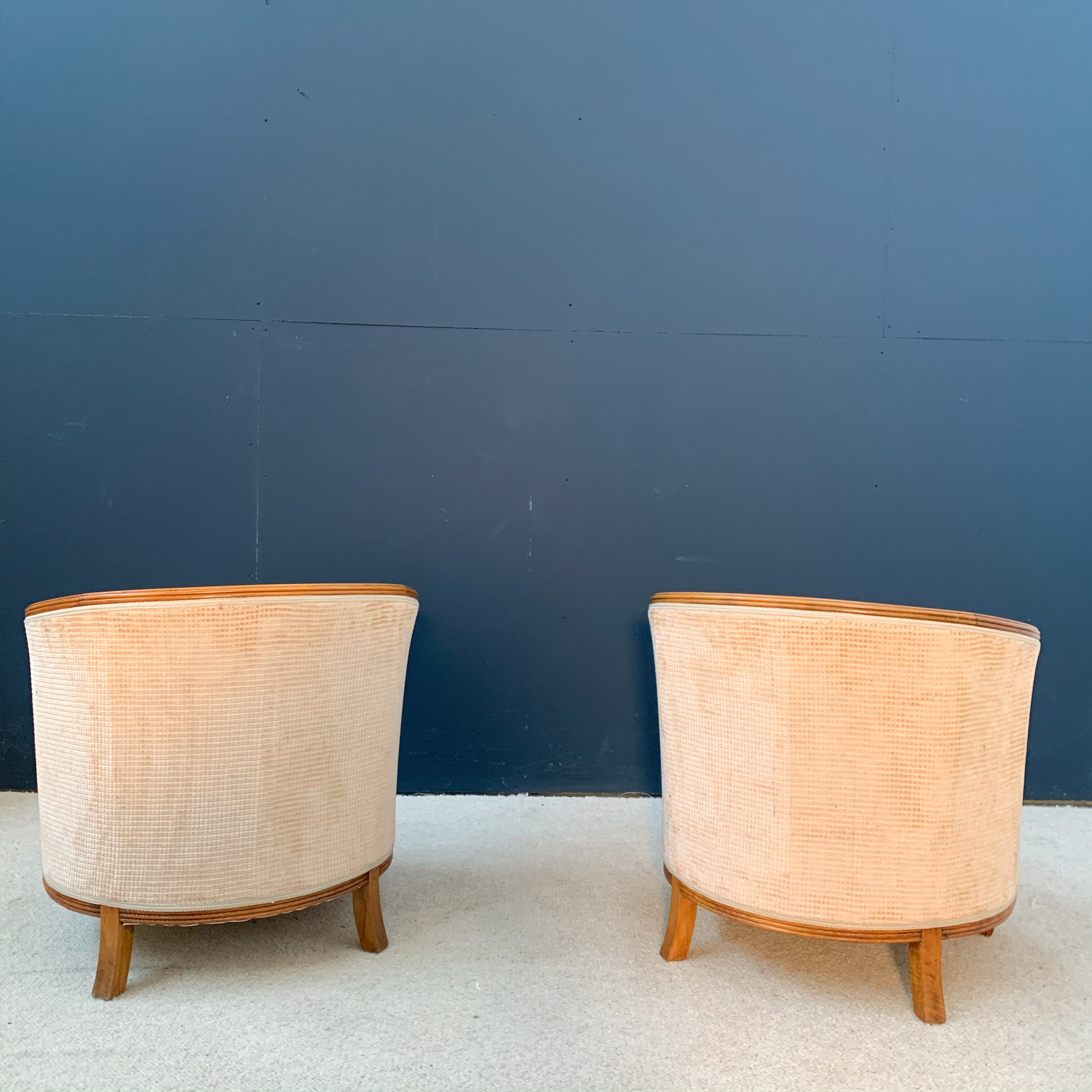 Pair of tonneau art de