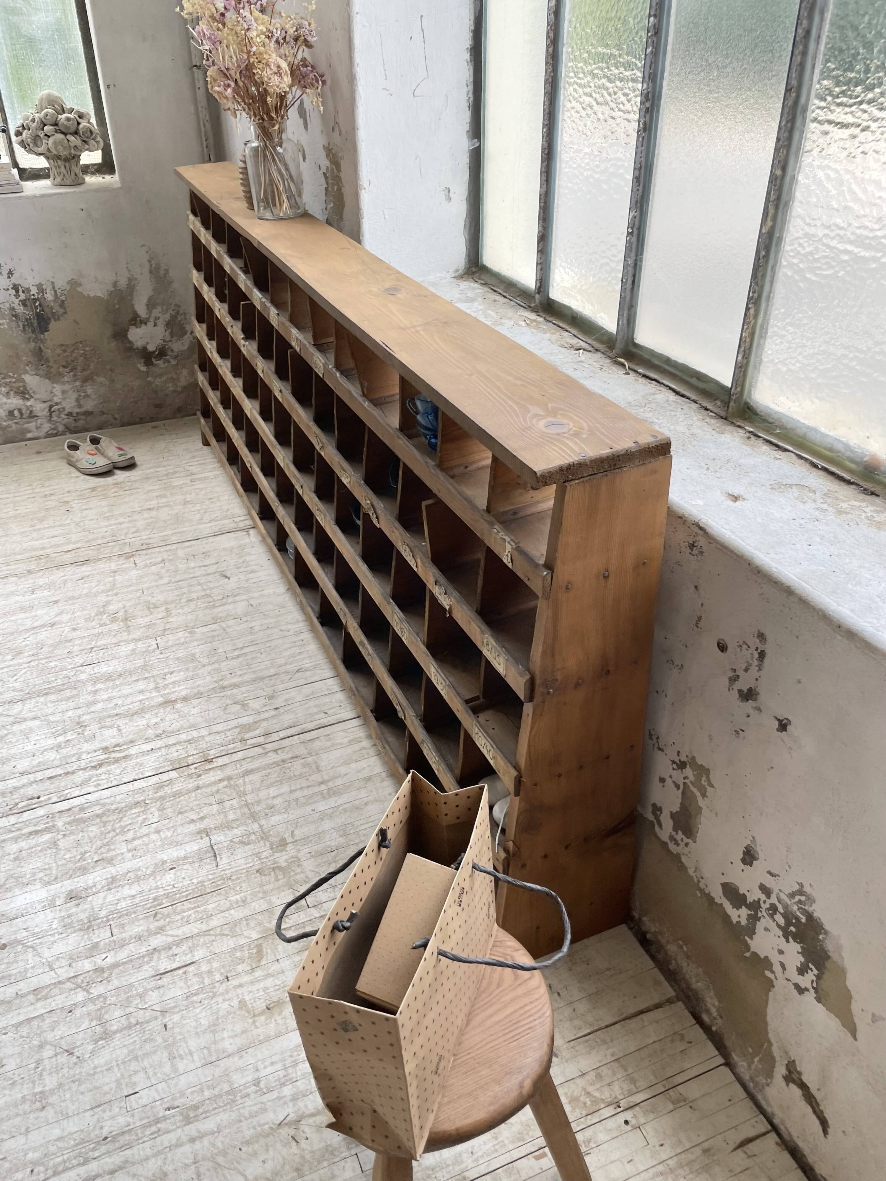 Meuble de métier pin à cases XL 250cm