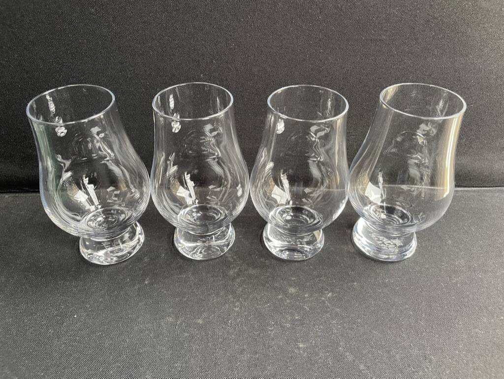 4 crystal whiskey glasses stamped “The Glencairn Glass”