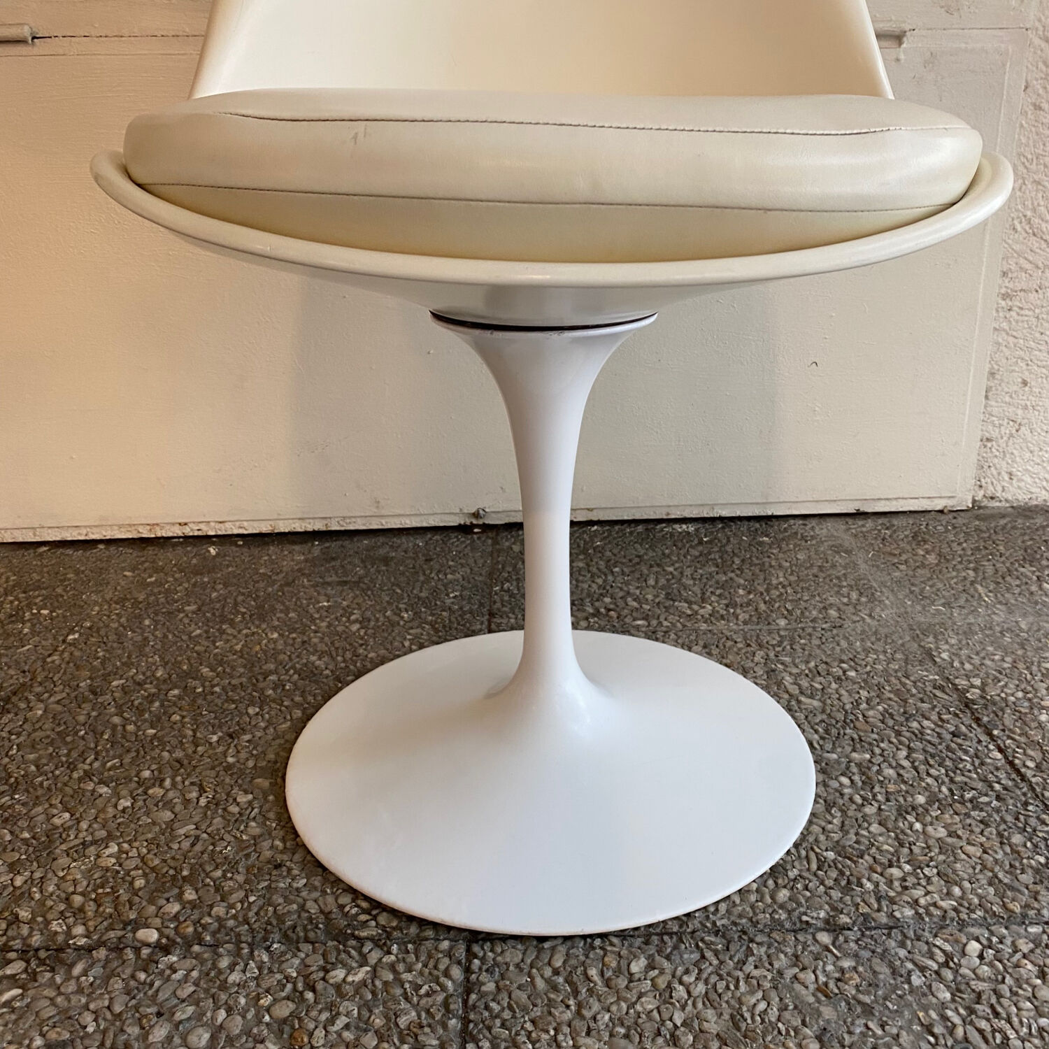 Tulip chair Saarinen