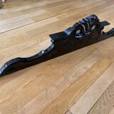 Ancient door fronton in solid wood