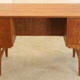 Deens bureau 'Haurvig' - teak mid century