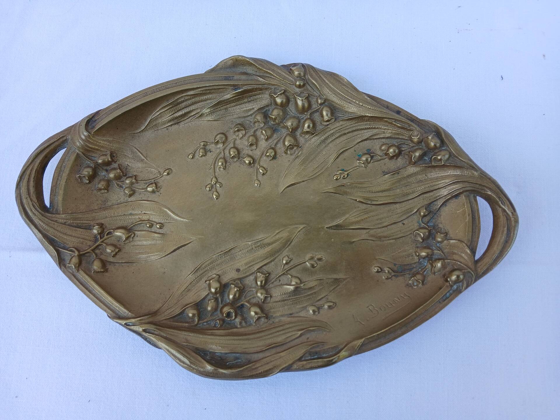 Antique bronze Art Nouveau ashtray signed Bouny