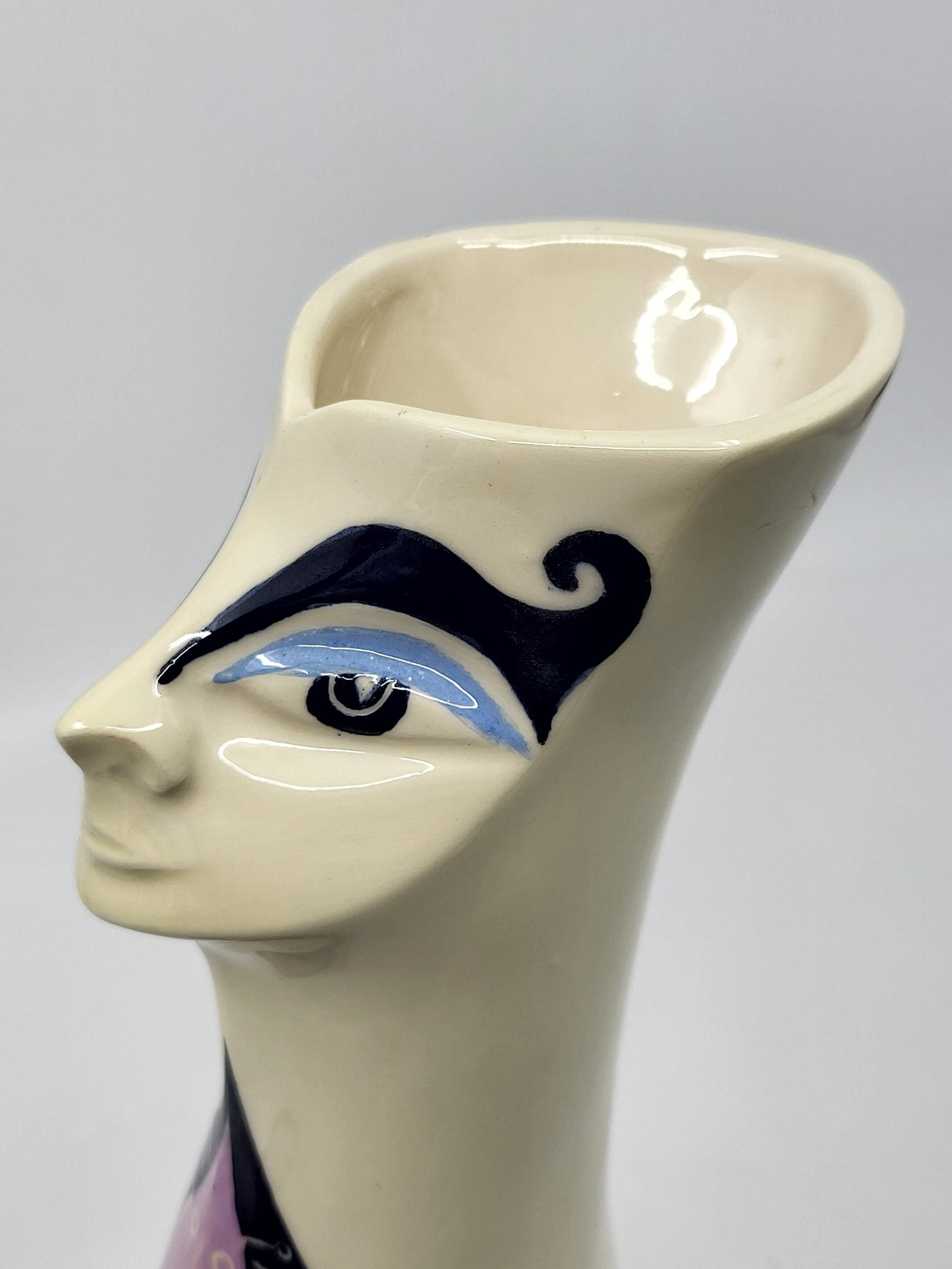 Pair of anthropomorphic vases Gabrielle Mackiewicz French 1970