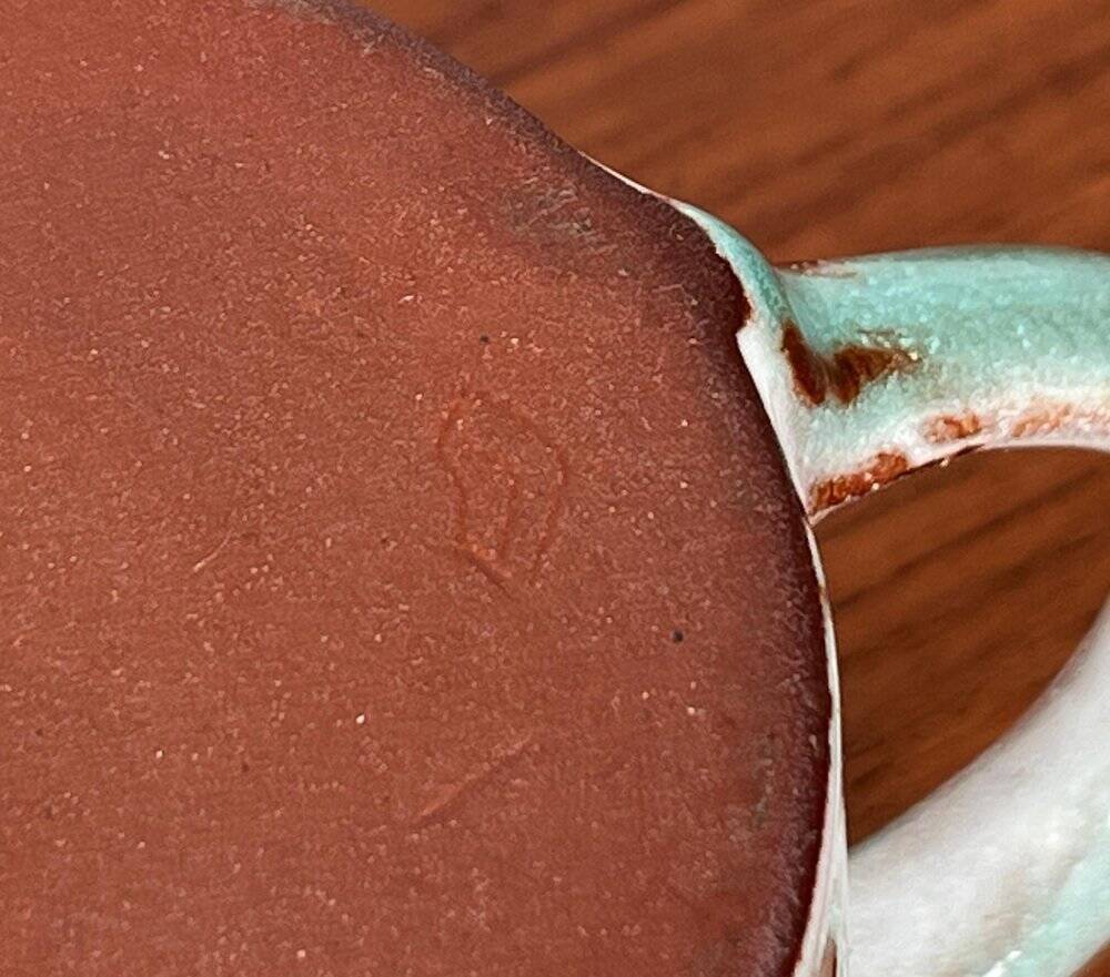 Mid-century modern studio pottery mug by Monika Maetzel, 1960s.