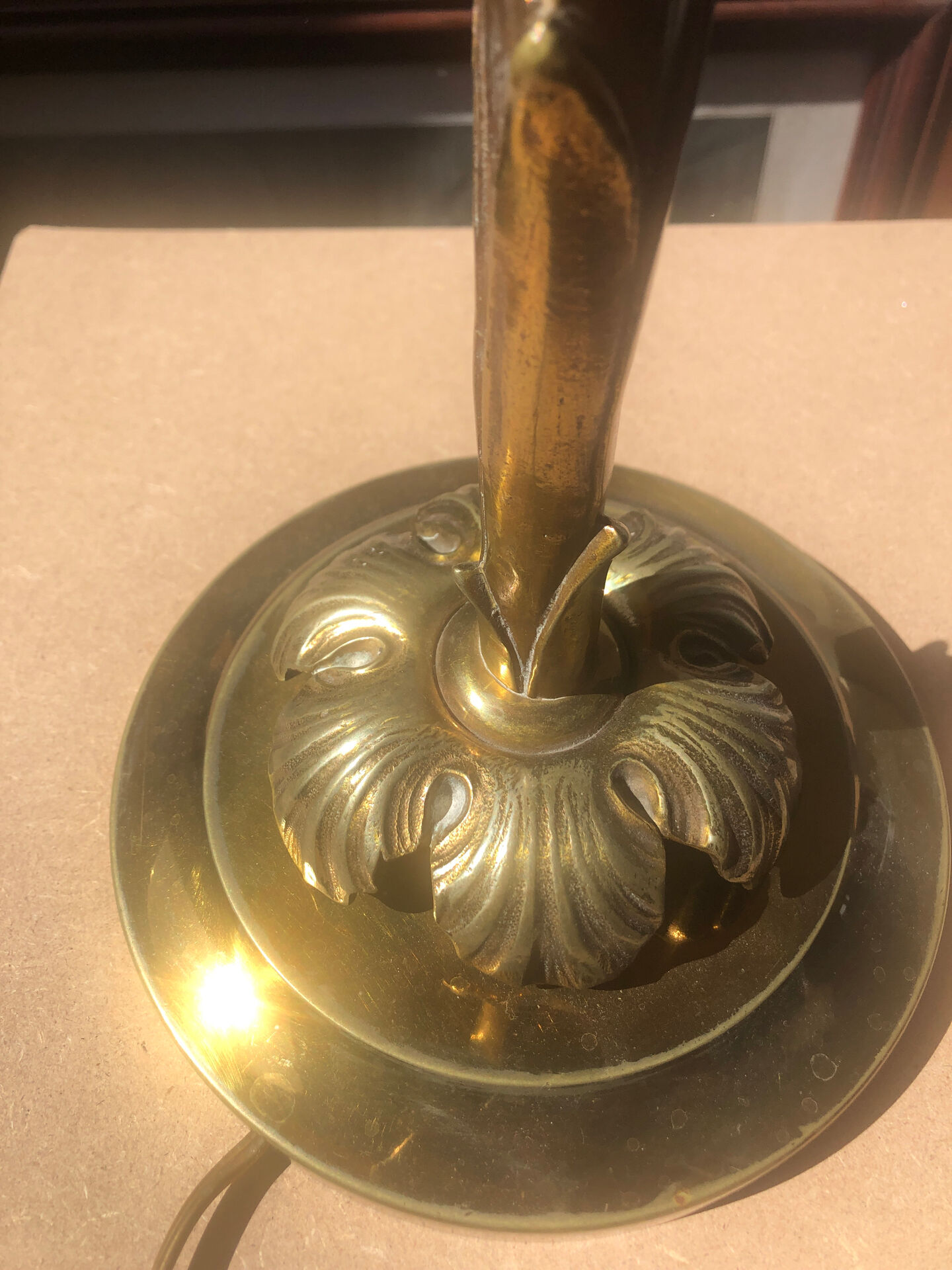 Lampe en bronze décor palmier Maison Bagués années 1970 en TBE