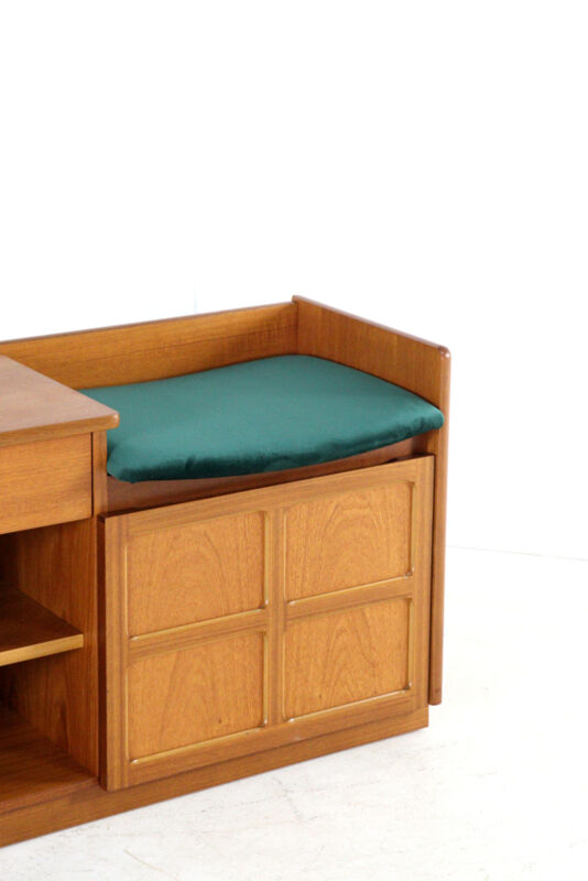 Parker Knoll gossip bench - fully restored