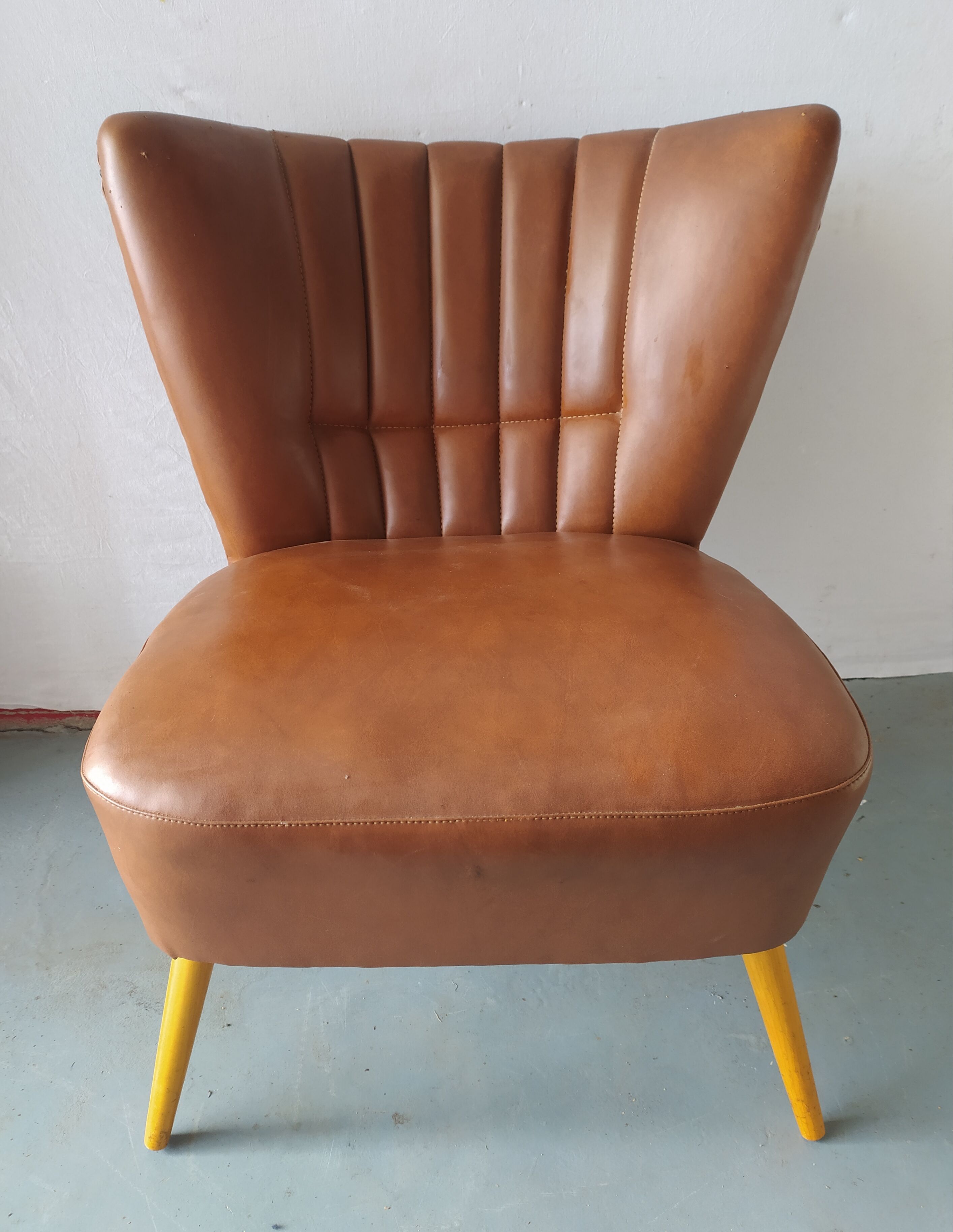 Cocktail armchair