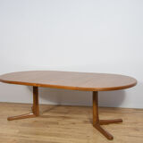 Mid-century round extendable teak dining table from McIntosh, United Kingdom, 1960s