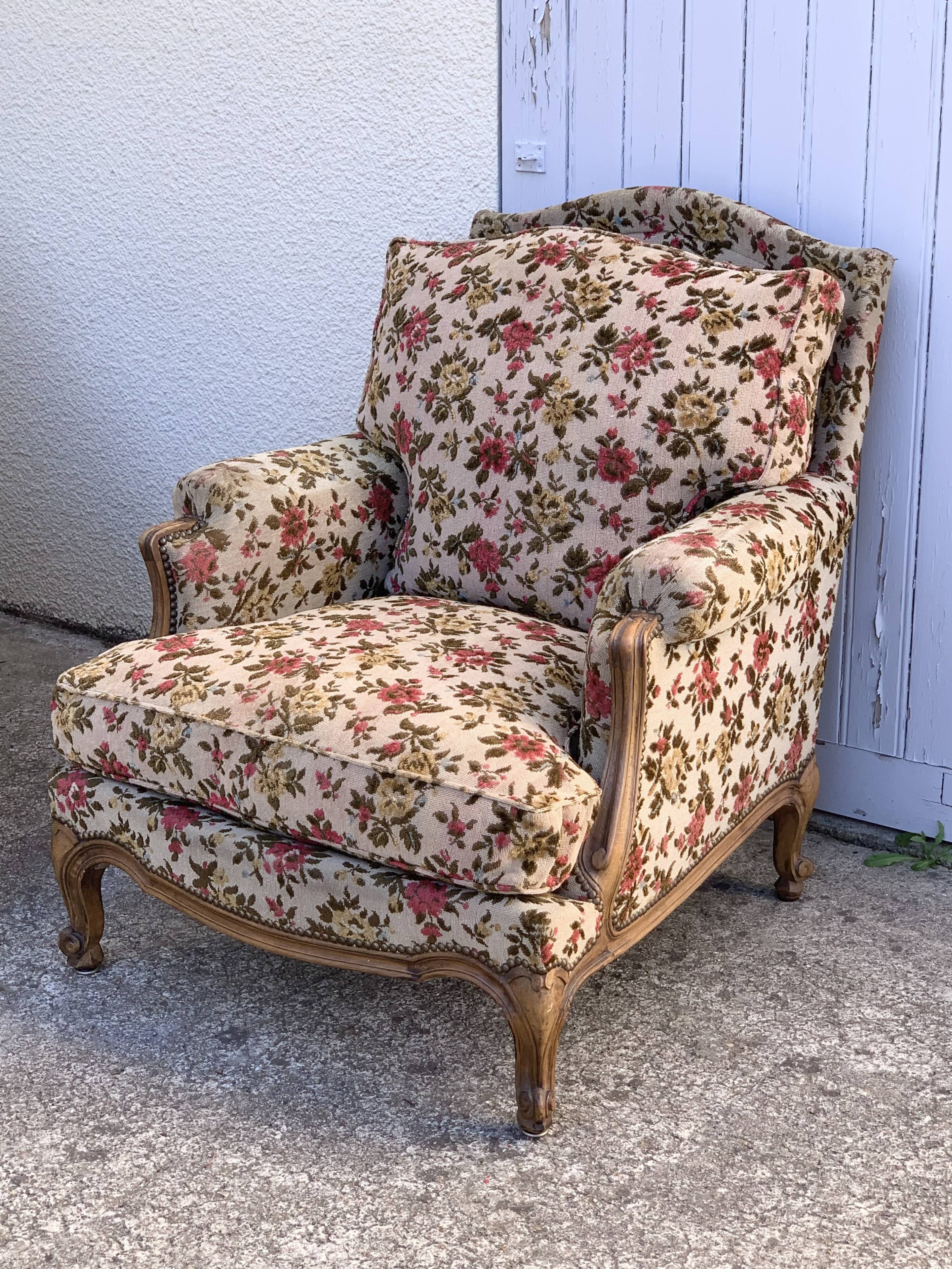 Antique Louis XV style shepherdess armchair in floral flocked fabric