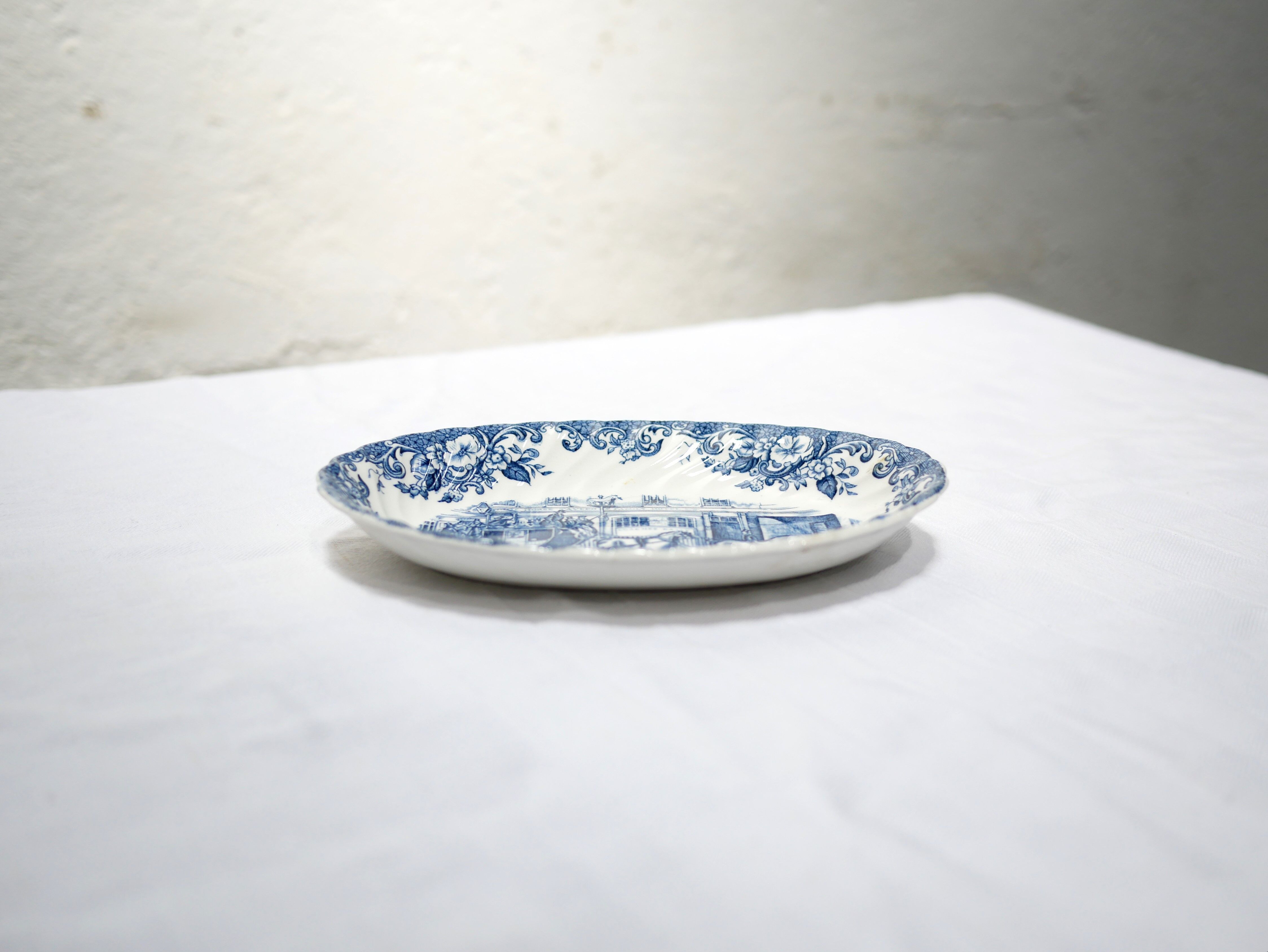 Vintage ravier by Johnson Bros, made in England