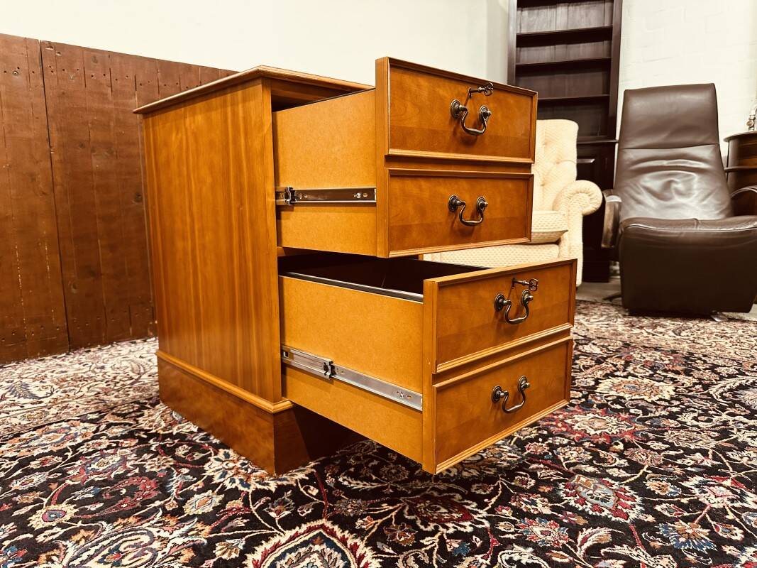 Classic English Chest of Drawers with leather inlay