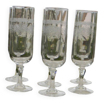 Set of 6 arques crystal champagne flutes. matignon model.