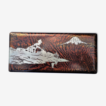 Lacquered wooden box decoration of fuji-yama in silver with silver landscape japan