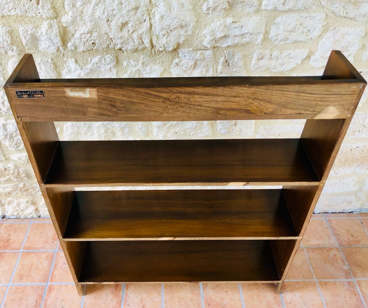 Vintage stand-pedding, Scandinavian style shelf by Herbert Gibbs, circa 60