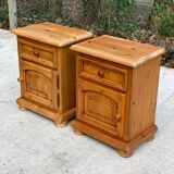 Pair of English bedside tables in solid pine wood