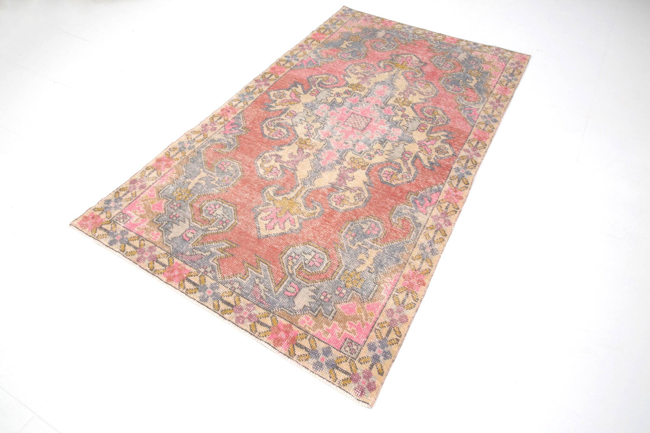 4x8 Rug For Guest Room Red & Pink Vintage Rug, 124x230Cm SK 3780
