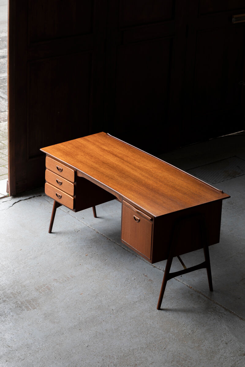 Bureau de Louis Van Teeffelen pour Wébé design hollandais, années 1950