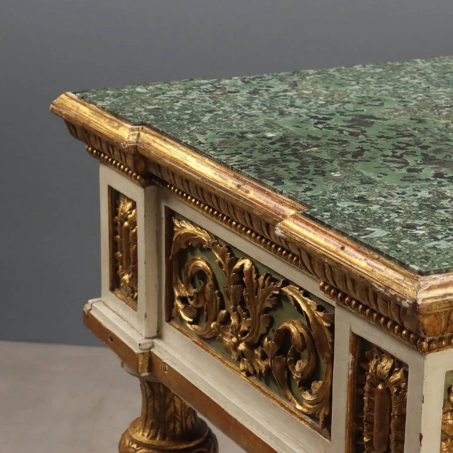 Table éclectique ancienne en bois laqué et marbre, Italie, XIXe siècle