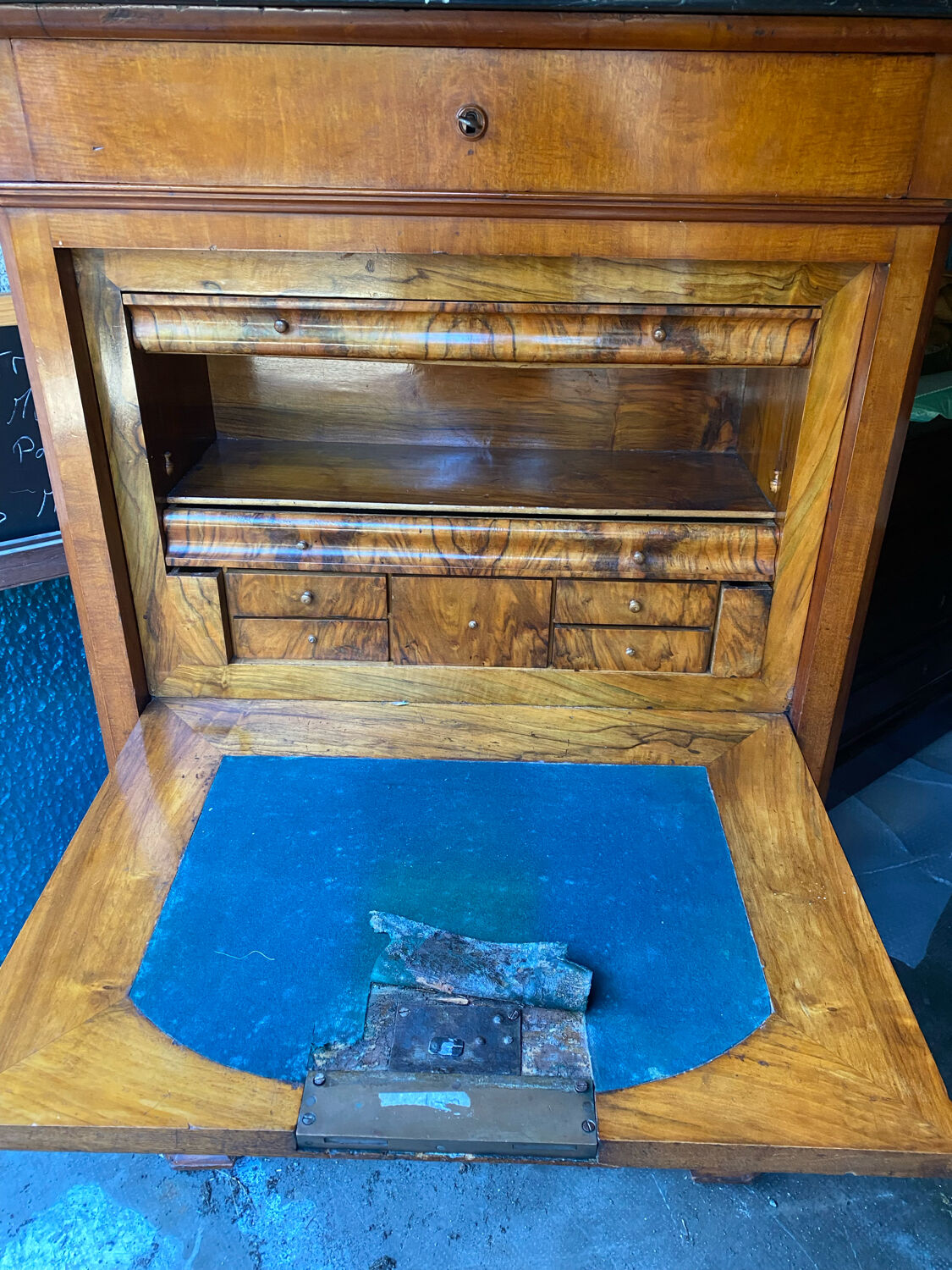 Louis Philippe secretary