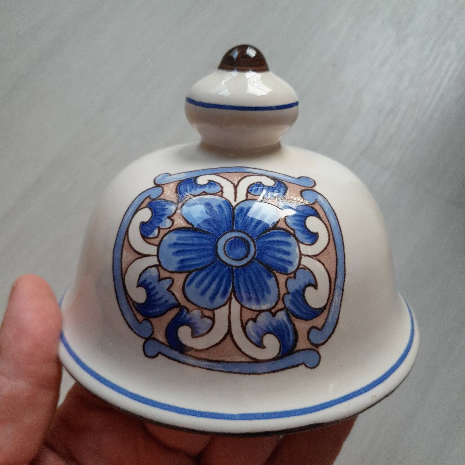Ceramic pharmacy jar from St Clément, EX de Genièvre