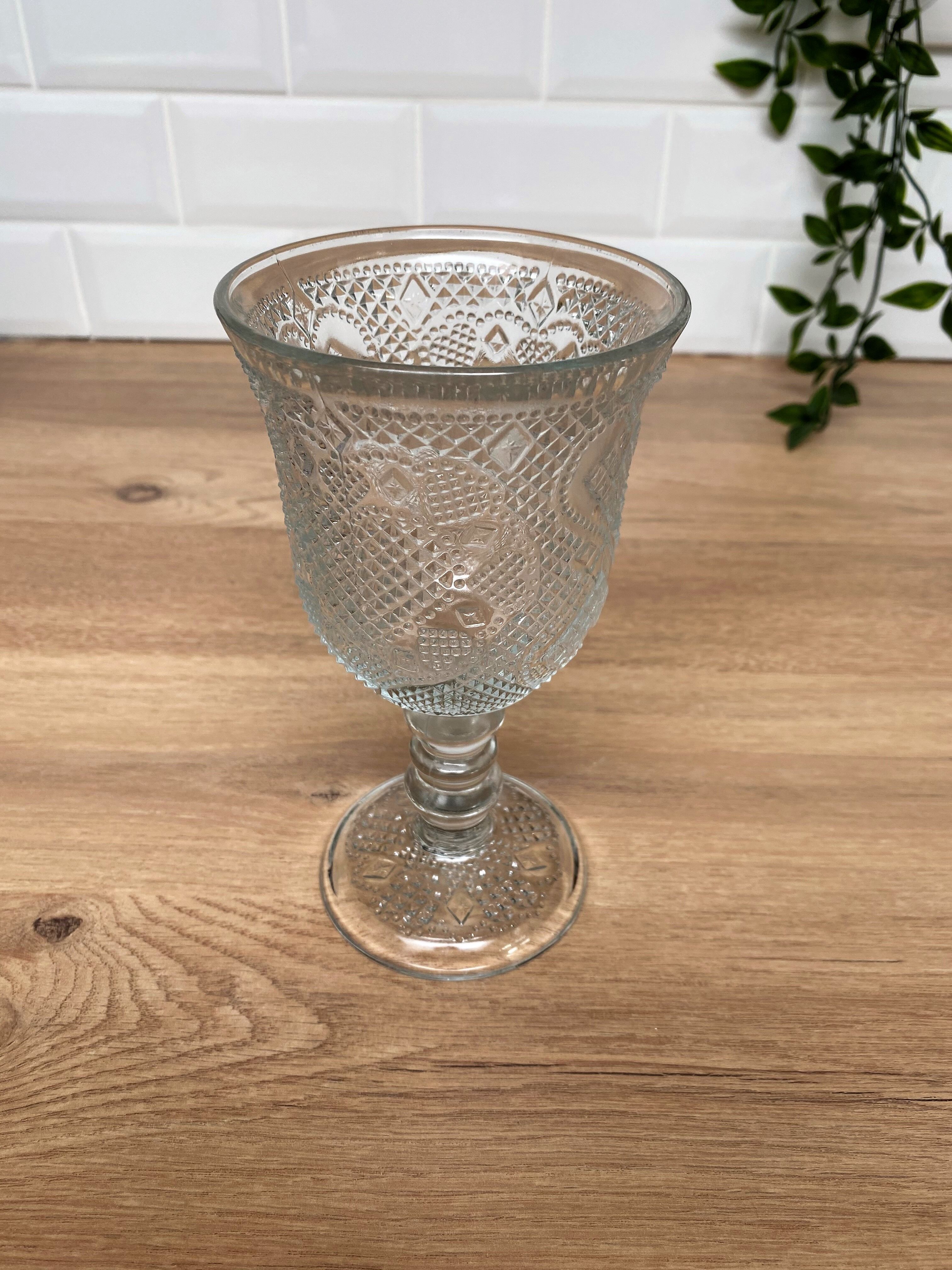 Moulded glass calice