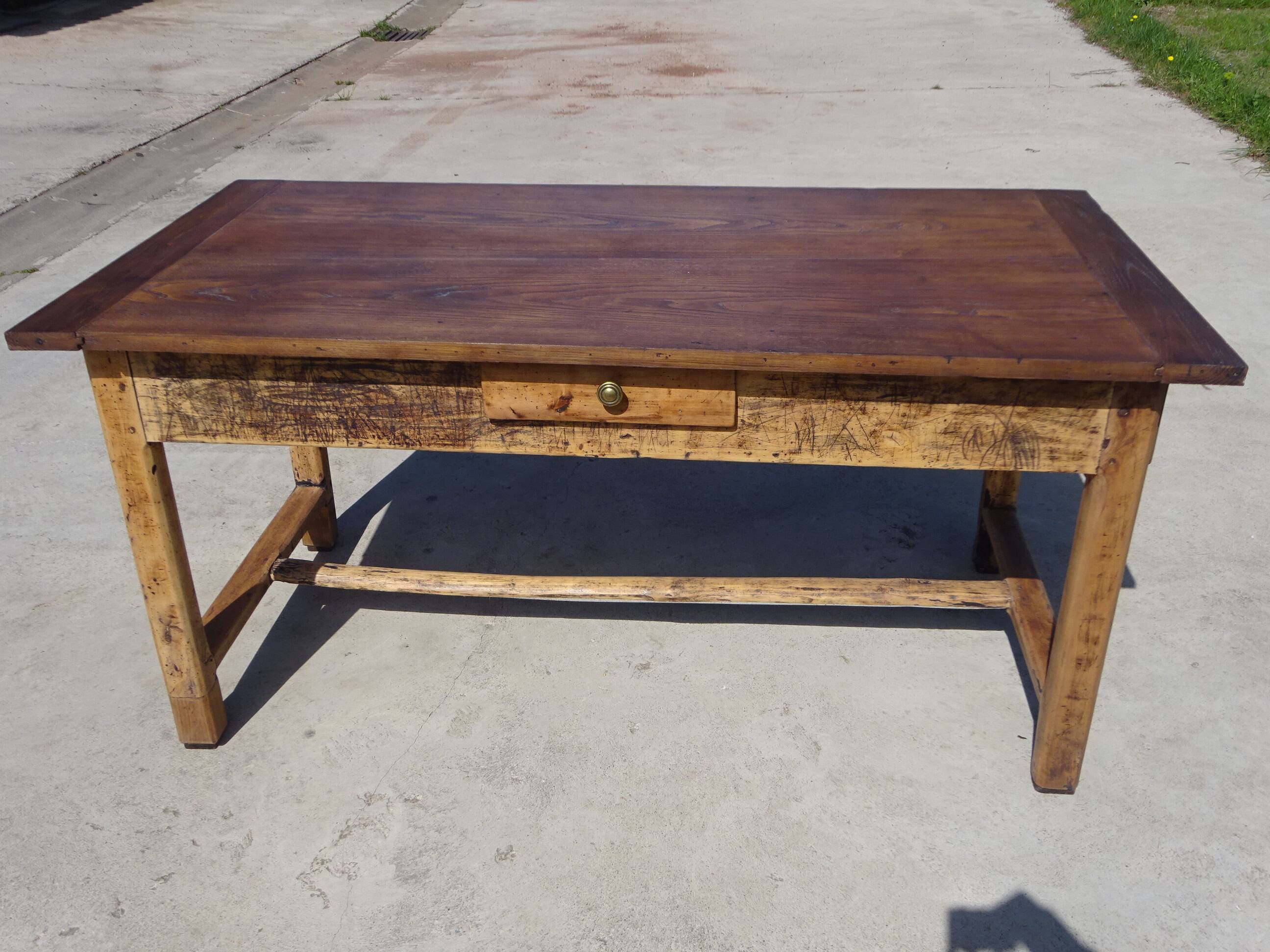 Ancienne table de ferme en chêne massif