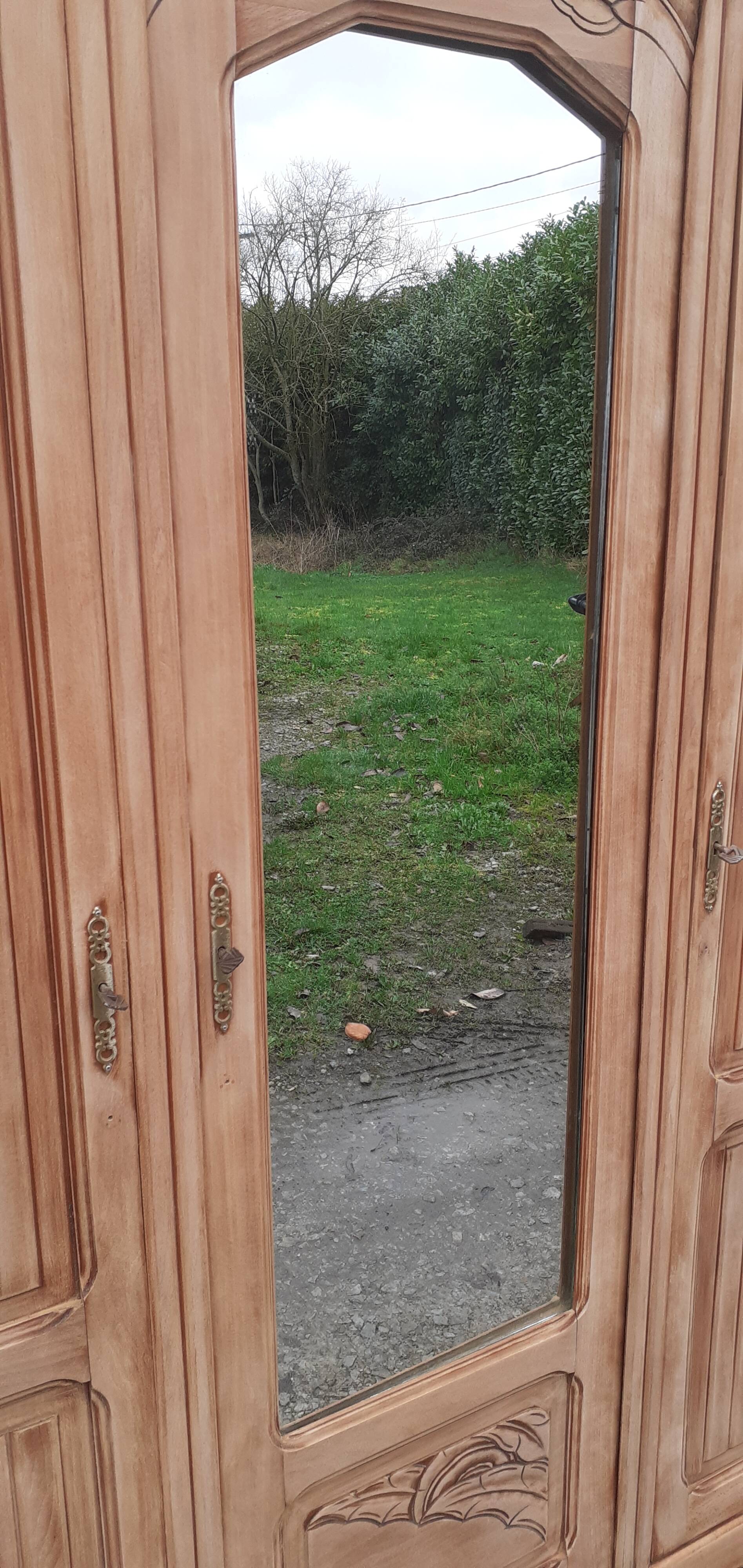 Art deco wardrobe 3 doors walnut raw wood